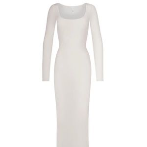 NWT SKIMS Soft Lounge Long Sleeve Dress